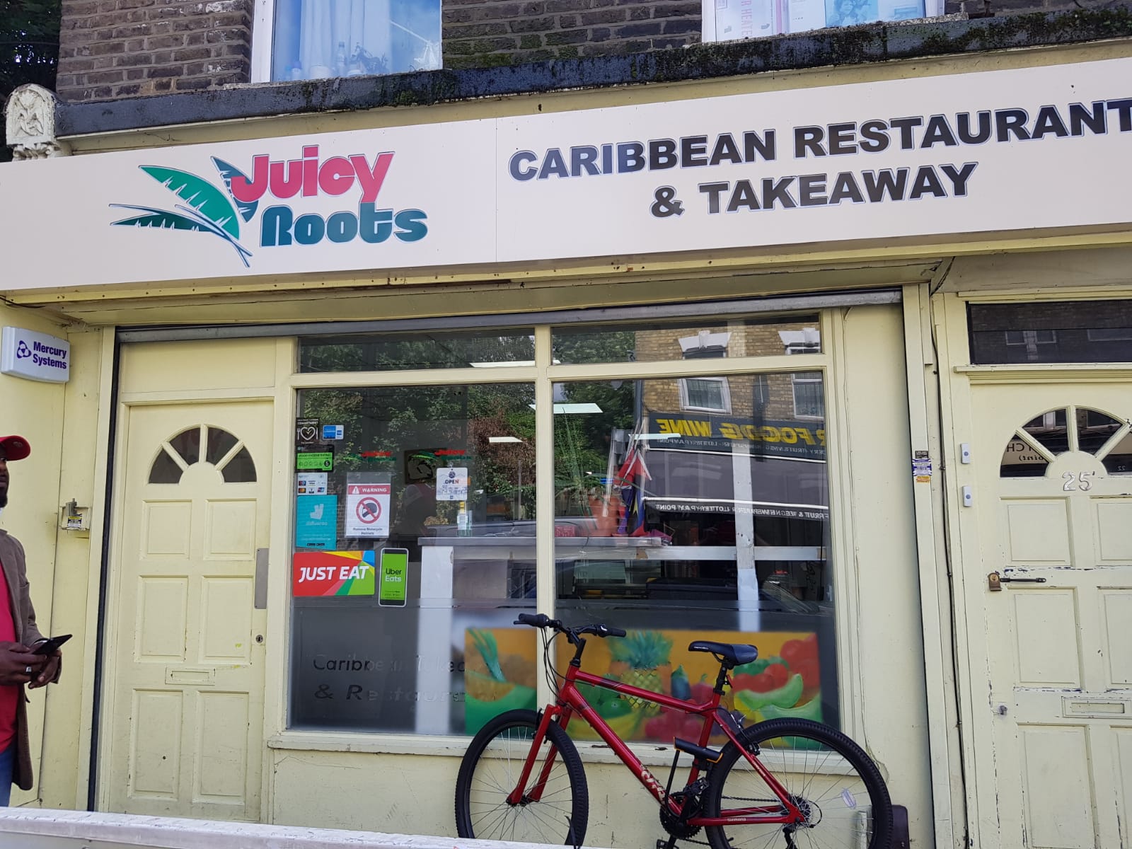 Juicy roots, 25 lordship lane n17